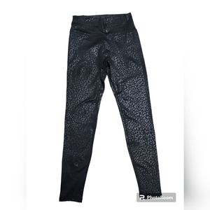 BuffBunny rebel black leopard leggings size M, never worn